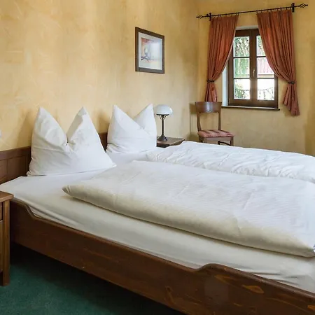 Hotel Burgschaenke & Goldener Loewe *