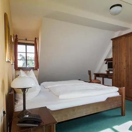 Hotel Burgschaenke & Goldener Loewe *
