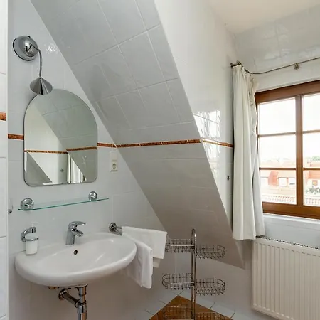 Burgschaenke & Goldener Loewe * バート・デューベン