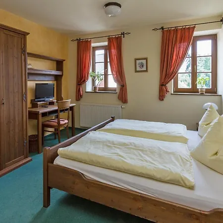 Hotel Burgschänke&herberge Goldener Löwe *