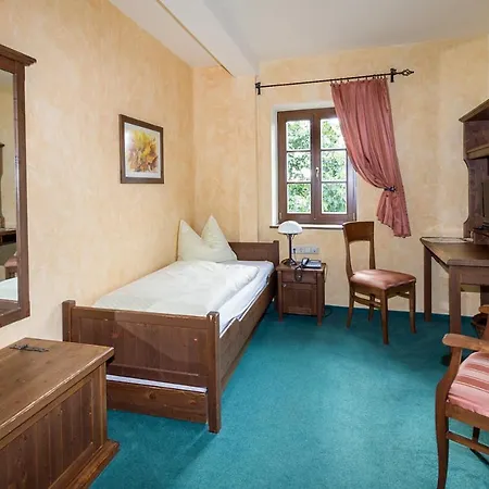 Hotel Burgschänke&herberge Goldener Löwe